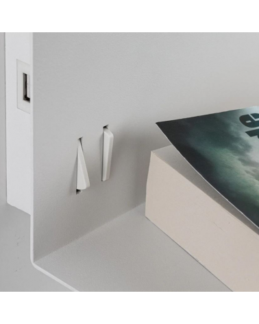 Aplique de pared LED 3000K con cargador de móvil de metal gris y blanco con 2 luces E27 2,5W