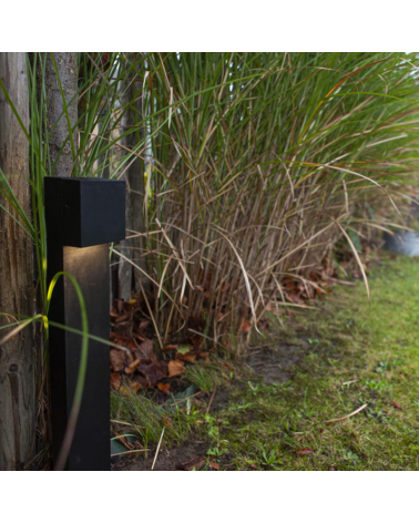 Baliza de exterior LED 65cm de aluminio acabado negro 9,5W 3000K