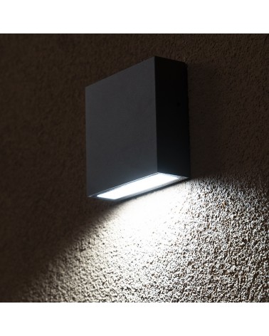 Aplique led IP54 9.5W negro mate 3000k