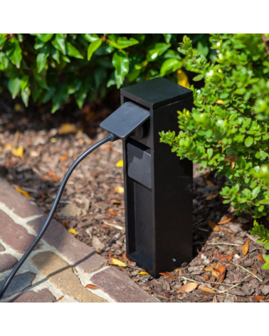 Beacon 31cm IP54 in black finished aluminum with 2 waterproof Schuko plugs 3500W