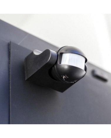 Sensor de presencia de superﬁcie negro por infrarrojos IP44 220-240V
