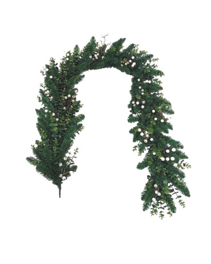 Green branch garland with 183x35.5cm balls