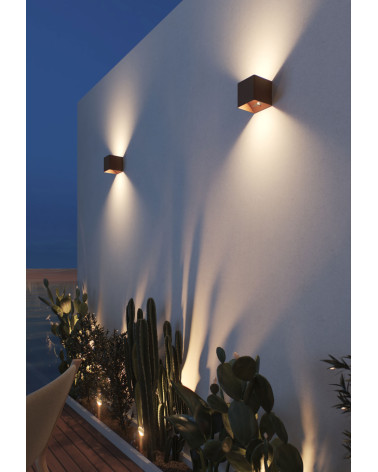 Aplique de exterior con batería 10cm Luz superior e inferior LED 6W Aluminio con sensor de presencia blanco negro corten