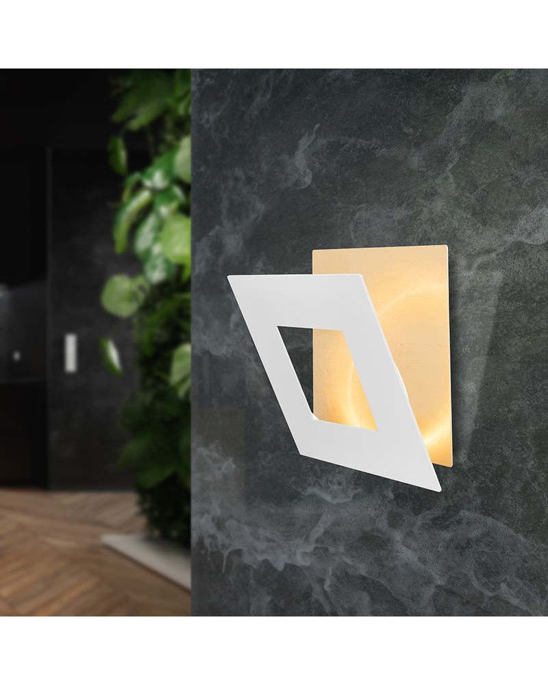 Gold wall light 18x18cm LED 18W with customizable geometry panel 3000K, available in white, black and corten finishes