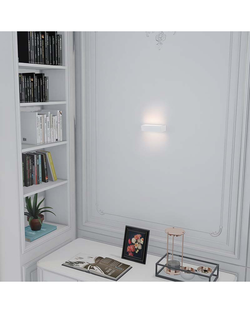 Luminaria de pared 16cm de ancho 15W LED 3000K o 4000K en aluminio blanco arena