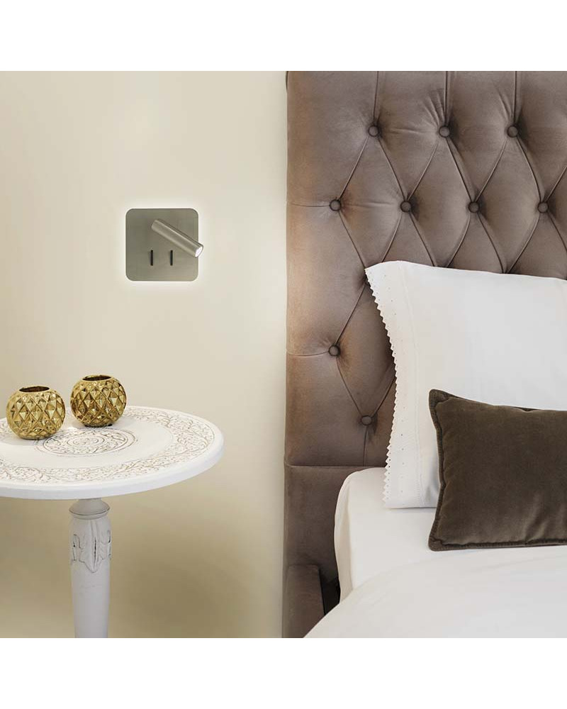 Aplique cuadrado doble LED foco orientable e iluminación indirecta 3+6W 3000K acabado oro o cuero