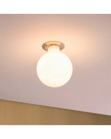 Bombilla LED globo 95mm E27 de 9 W y 2700 K regulable en vidrio opal