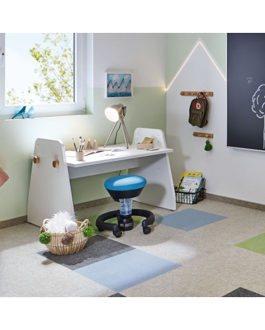 Nickel Satin Table Lamp with Three Legs 20W E27