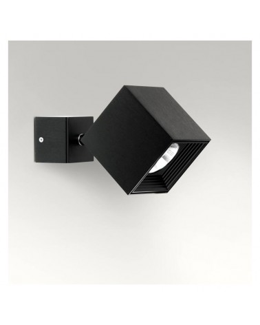 Wall light 8cm cube shape LED 2700K 956Lm dimmable and oscillating with driver