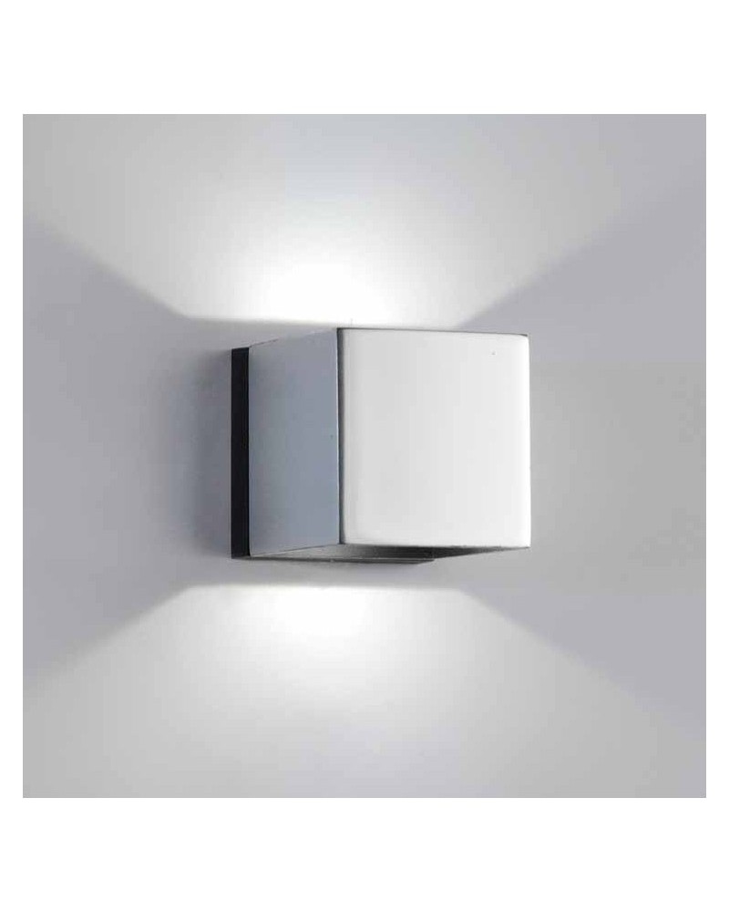 Aplique 5cm cubo dos luces aluminio luz superior e inferior 2xLED 5W 2700K 500Lm regulable