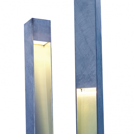 Farola de exterior Topa 320-2 270cm de altura forma monolítica dos fuentes de luz LED 2x32,1W 3000K IP65