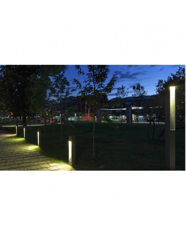 Outdoor beacon Topa 100 monolithic shape LED 32,1W 3000K IP65