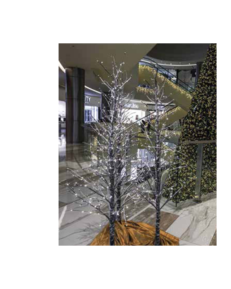 Snowy LED tree of 2.1m of warm light illuminated by 306 leds