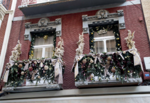 balcón navidad decoración