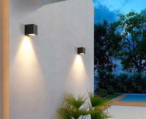 Focos y apliques de pared de exterior